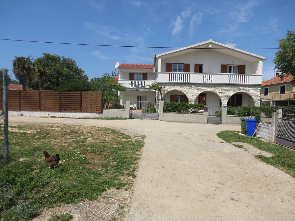 Filipovic Apartments With Pool Biograd Na Moru Exterior photo