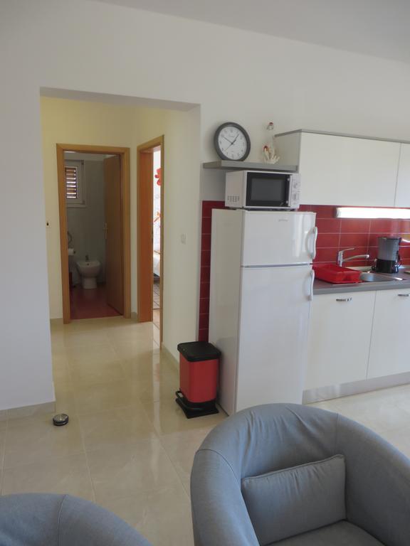 Filipovic Apartments With Pool Biograd Na Moru Exterior photo